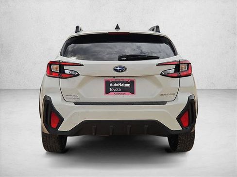 Used 2024 Subaru Crosstrek 2.0i Premium w/ Crosstrek Mirror Package AWD/4WD image 7