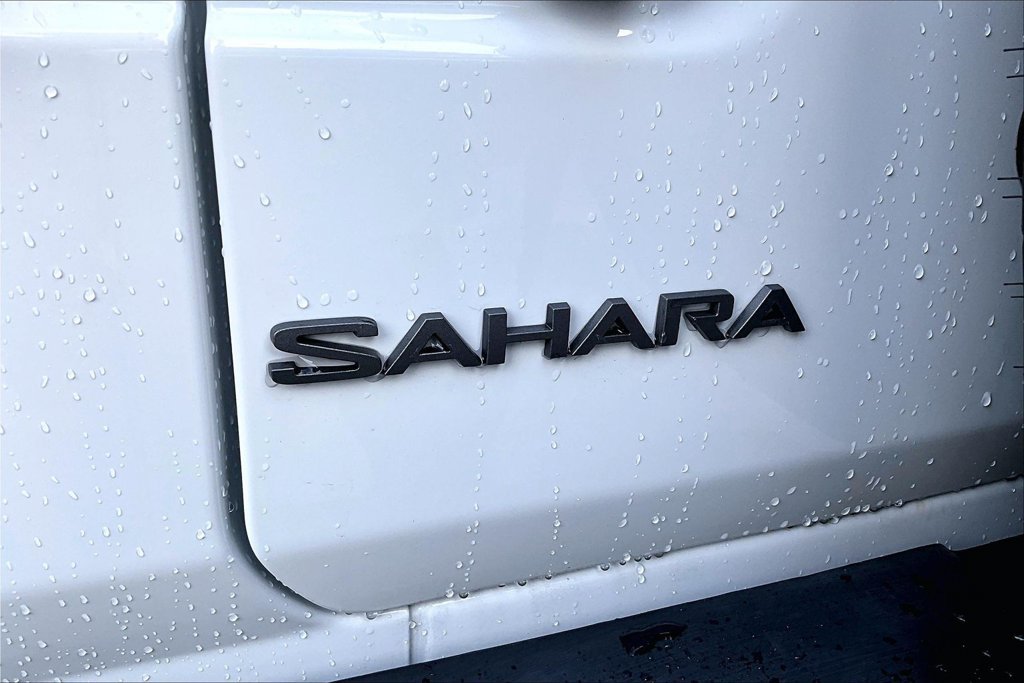 Used 2026 Jeep Wrangler Unlimited Sahara AWD/4WD image 24