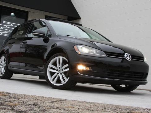 Used 2015 Volkswagen Golf TDI SEL image 18