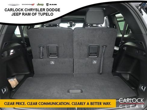 Used 2025 Jeep Grand Cherokee L Laredo image 37