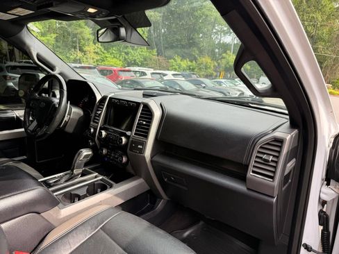 Used 2018 Ford F150 Raptor w/ Equipment Group 802A Luxury AWD/4WD image 24