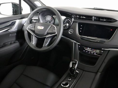 New 2025 Cadillac XT5 Premium Luxury w/ Technology Package AWD/4WD image 13