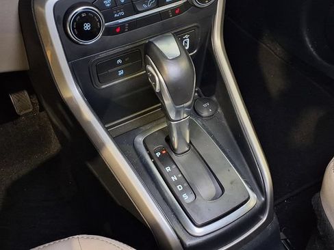 Used 2018 Ford EcoSport Titanium FWD image 9
