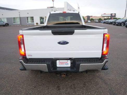 Used 2024 Ford F350 XLT AWD/4WD image 6