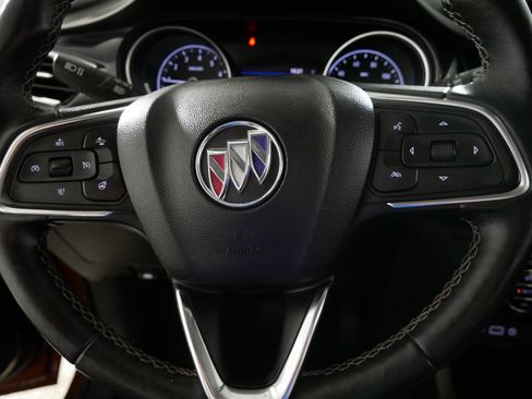 Used 2020 Buick Encore GX Essence w/ Experience Buick Package image 25