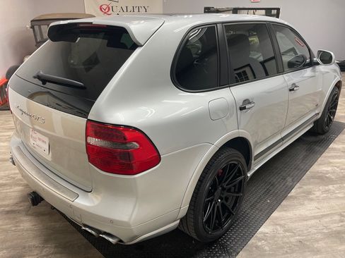 Used 2010 Porsche Cayenne GTS AWD/4WD image 5