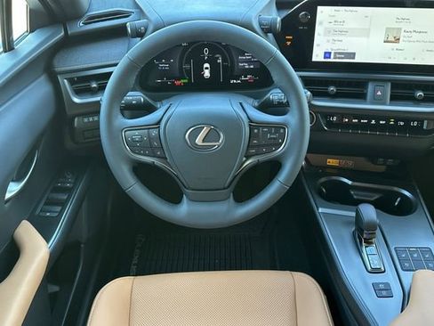 New 2026 Lexus UX 300h FWD image 12