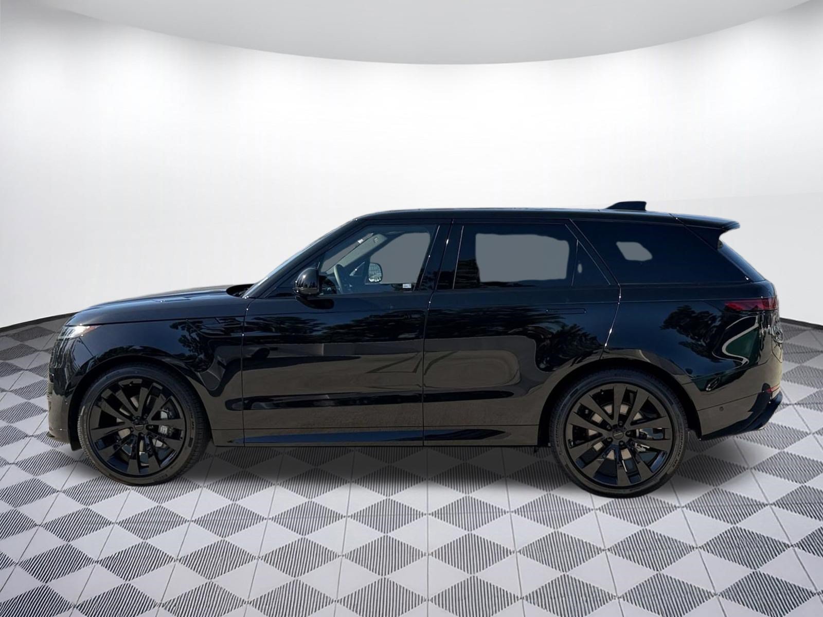 New 2027 Land Rover Range Rover Sport Dynamic SE AWD/4WD image 2