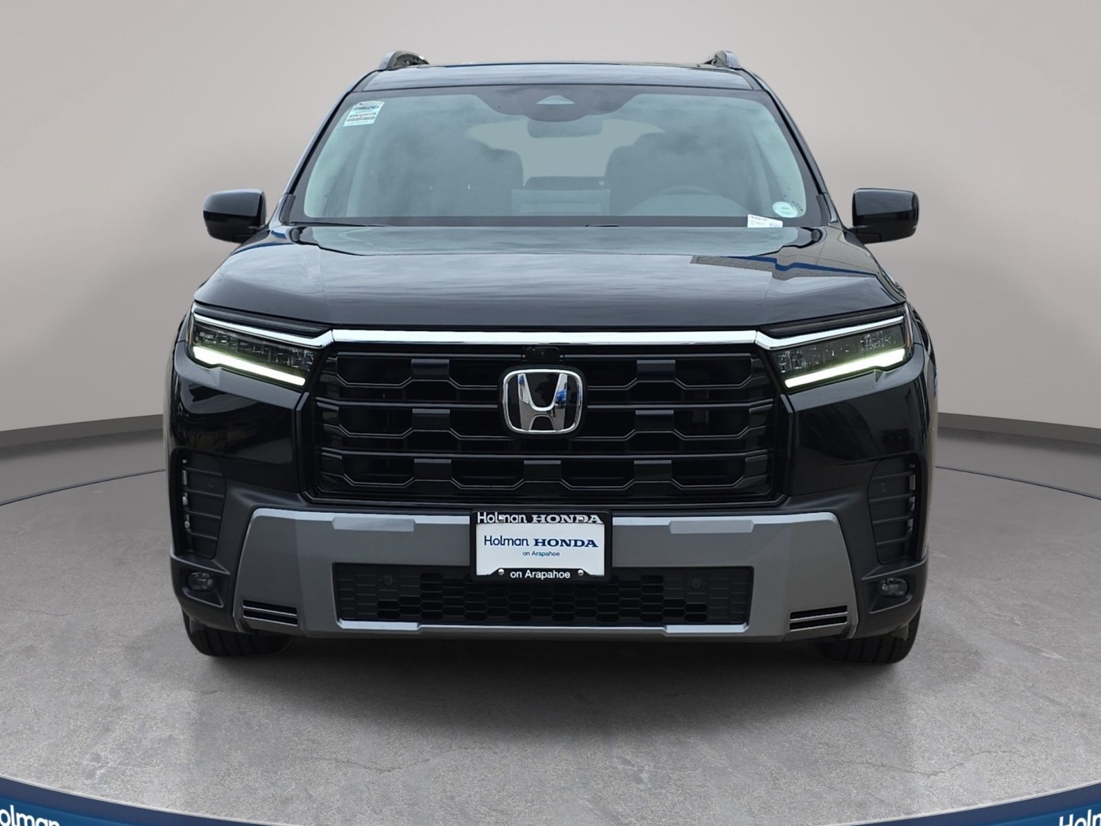New 2026 Honda Pilot Touring image 2