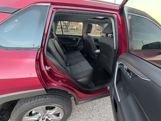Certified 2024 Toyota RAV4 XLE w/ Convenience Package AWD/4WD image 5
