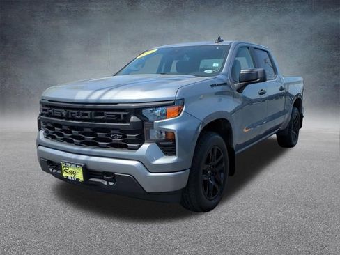 Used 2023 Chevrolet Silverado 1500 Custom w/ LPO, Dark Essentials Package AWD/4WD image 5