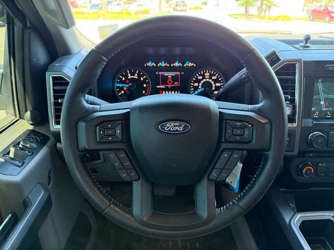 Used 2017 Ford F150 XLT w/ Equipment Group 302A Luxury image 10