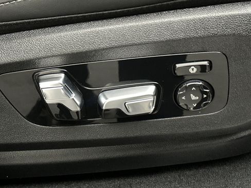 Used 2025 BMW X5 M60i w/ Executive Package AWD/4WD image 28