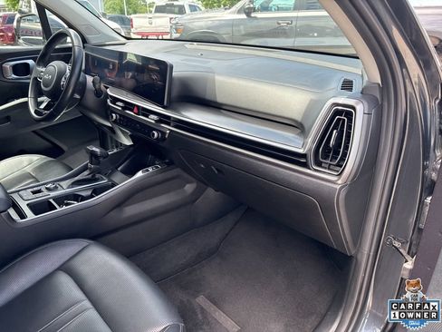 Used 2024 Kia Sorento S FWD image 50