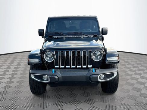 Used 2023 Jeep Wrangler Unlimited Sahara AWD/4WD image 2