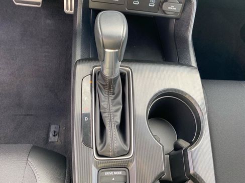 Used 2025 Honda Civic Sport image 12