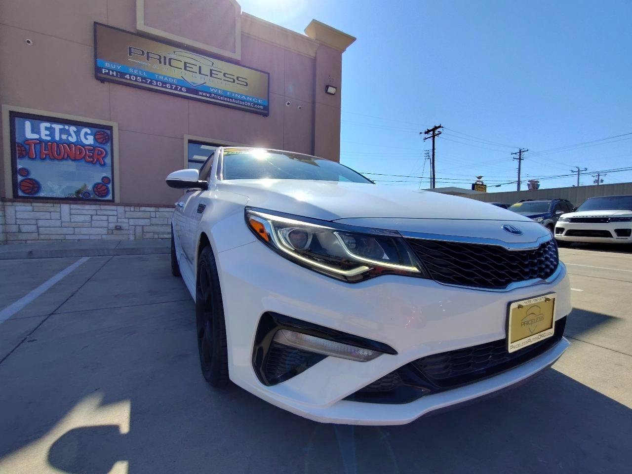 Used 2019 Kia Optima LX FWD image 2