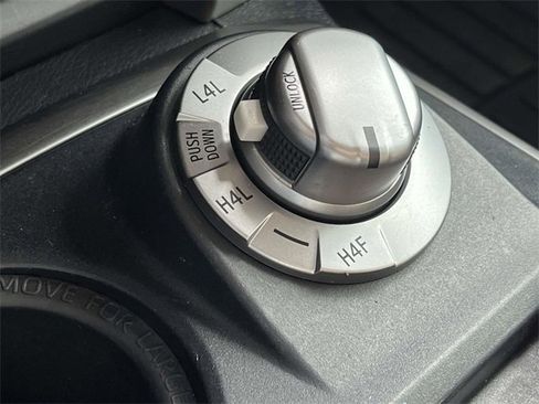 Used 2022 Toyota 4Runner Limited image 24