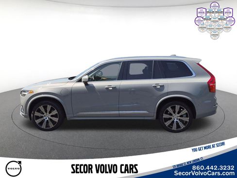 Certified 2025 Volvo XC90 T8 Plus w/ Protection Package Premier AWD/4WD image 10