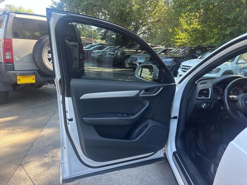 Used 2018 Audi Q3 2.0T Premium AWD/4WD image 8