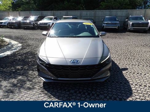 Certified 2023 Hyundai Elantra SEL w/ Convenience Package FWD image 4