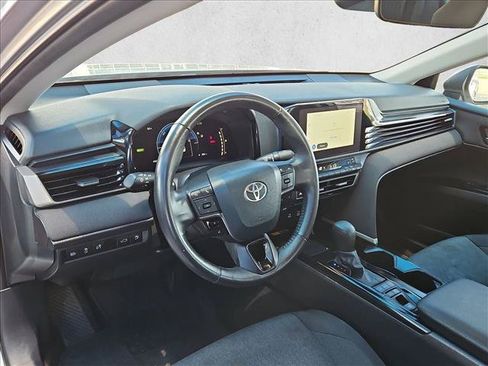 Used 2025 Toyota Camry LE w/ Convenience Package AWD/4WD image 10
