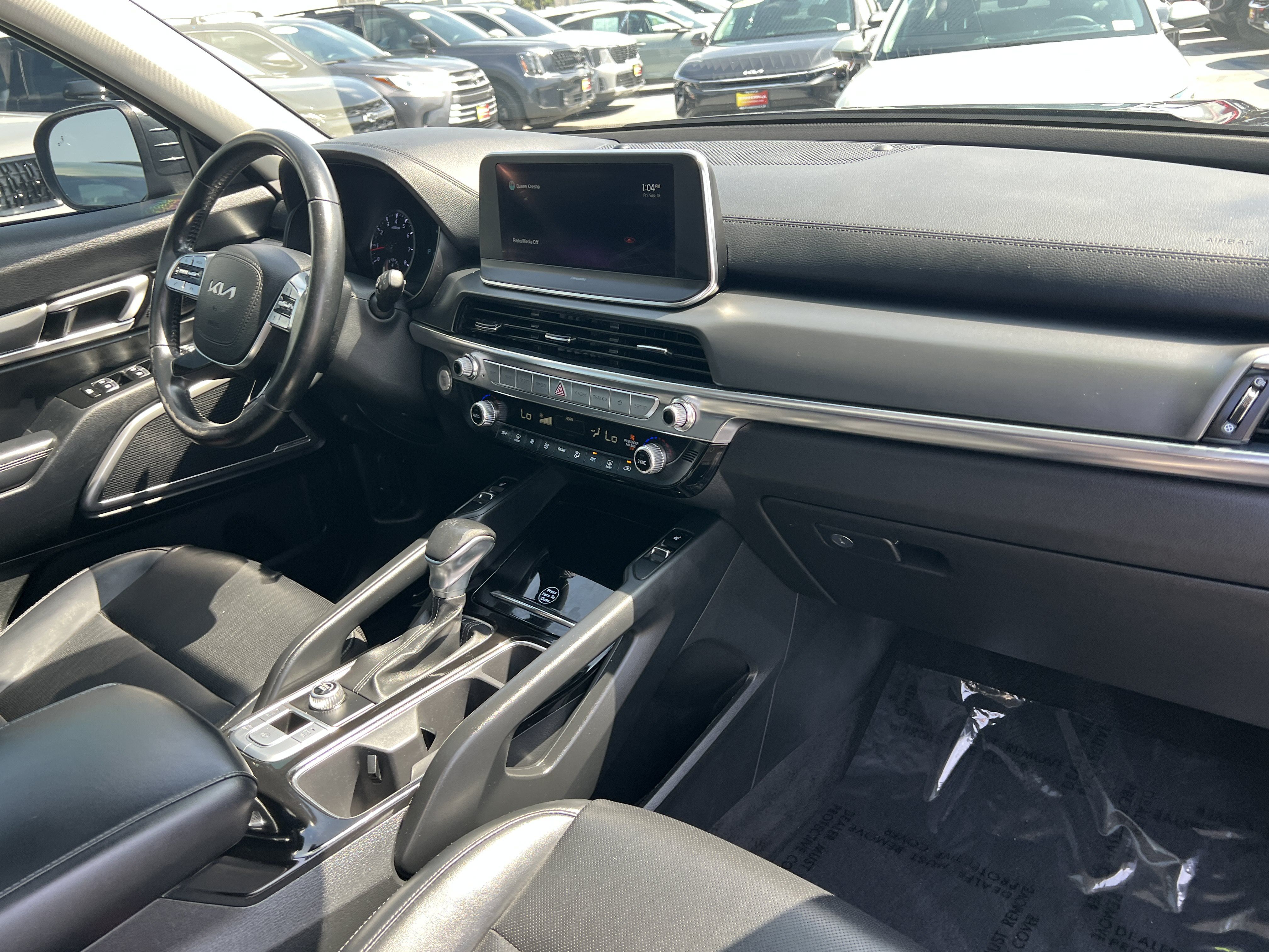 Used 2022 Kia Telluride S FWD image 15