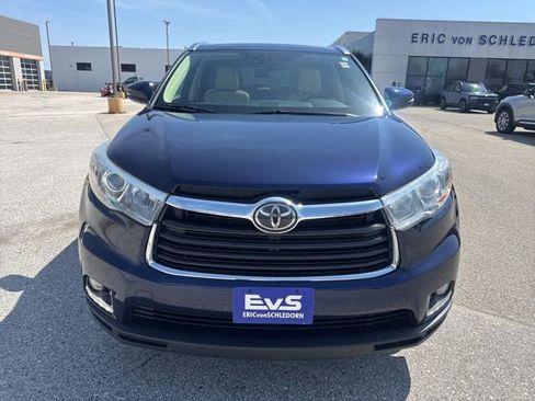 Used 2016 Toyota Highlander Limited Platinum AWD/4WD image 8