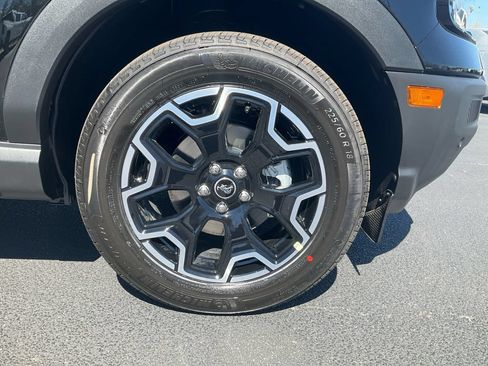 New 2026 Ford Bronco Sport Outer Banks w/ Outer Banks Tech Package+ AWD/4WD image 10