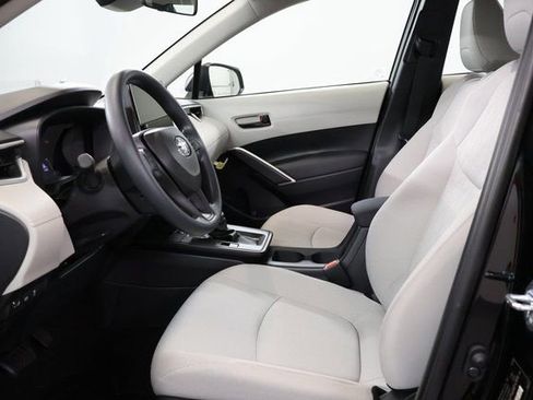 New 2026 Toyota Corolla Cross L image 11