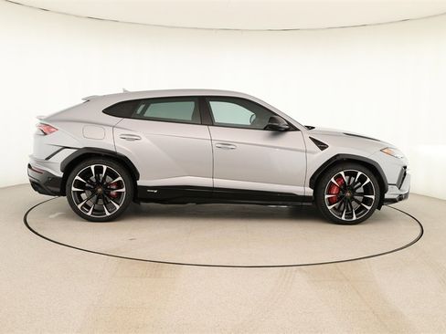 Used 2024 Lamborghini Urus S image 8