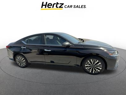 Used 2024 Nissan Altima 2.5 SV