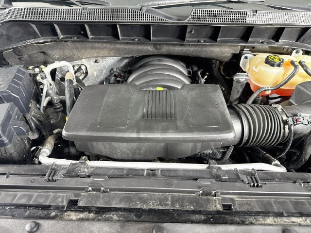 Used 2022 Chevrolet Silverado 1500 RST AWD/4WD image 31