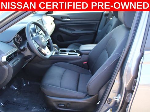 Certified 2024 Nissan Altima 2.5 SV image 13