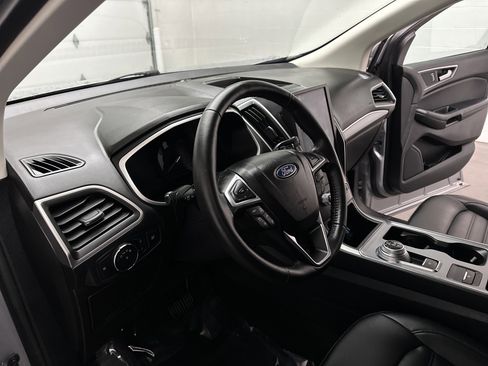 Used 2021 Ford Edge SEL w/ Cargo Accessory Package image 15