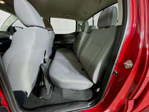 Used 2019 Toyota Tacoma SR5 RWD image 25