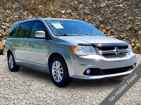 Used 2018 Dodge Grand Caravan SXT FWD image 10