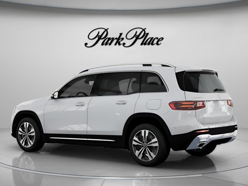 Certified 2026 Mercedes-Benz GLB 250 image 11