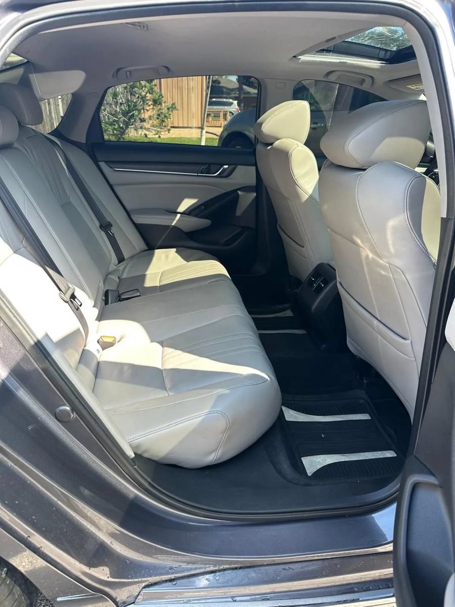 Used 2018 Honda Accord EX-L image 17