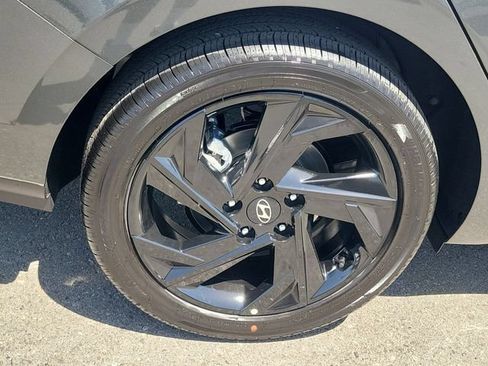 New 2026 Hyundai Elantra SEL Sport FWD image 29