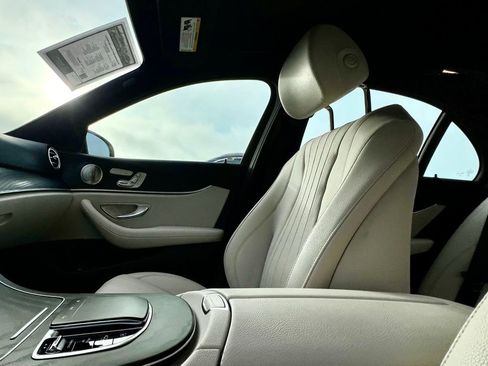 Certified 2022 Mercedes-Benz E 350 4MATIC Sedan image 17