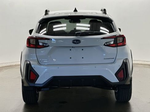 Used 2025 Subaru Crosstrek 2.5i Limited AWD/4WD image 4