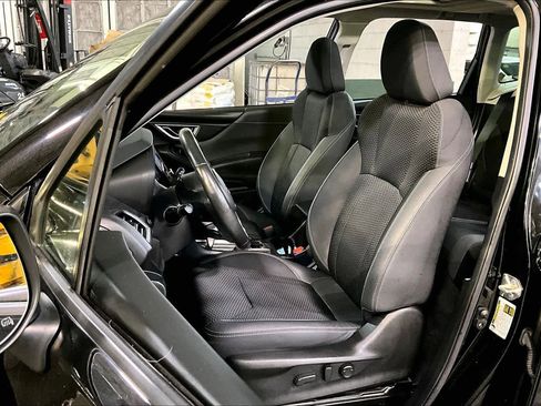 Used 2021 Subaru Forester Premium image 7