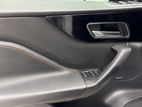 Used 2018 Jaguar F-PACE Prestige AWD/4WD image 37