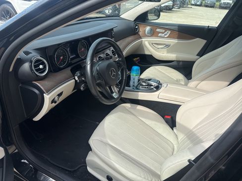 Used 2017 Mercedes-Benz E 300 image 9