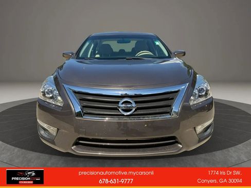 Used 2015 Nissan Altima 2.5 S w/ Special Edition Package FWD image 2