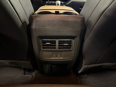 Used 2023 Chevrolet Colorado LT w/ LT Convenience Package III image 25