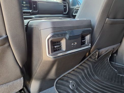 Used 2025 Chevrolet Silverado 1500 LTZ w/ Z71 Off-Road Package AWD/4WD image 18