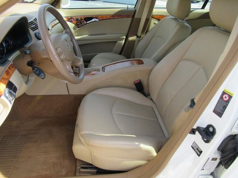 Used 2007 Mercedes-Benz E 350 Sedan image 17