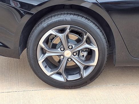 Used 2024 Chevrolet Malibu LT image 26